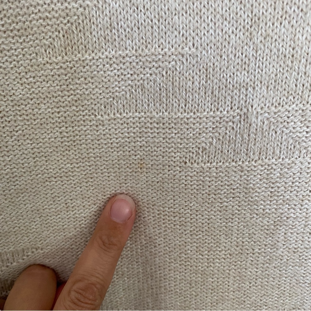 AE Cream Hooded Knit Sweater - Picture 6 of 7